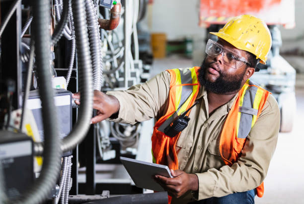 Best Affordable Emergency Electrician  in De Pere, WI