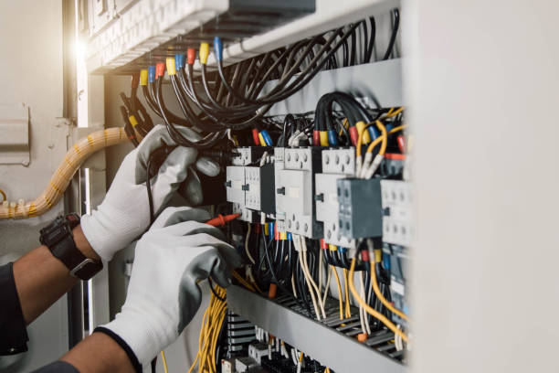 Best Electrician for Home Renovation  in De Pere, WI